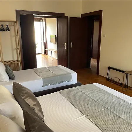 Two Bedroom Student Square ベオグラード