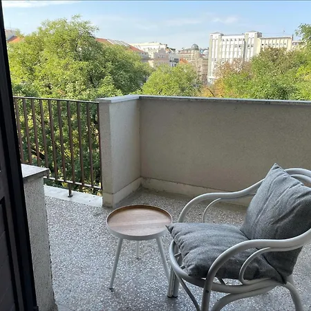 Two Bedroom Student Square ベオグラード